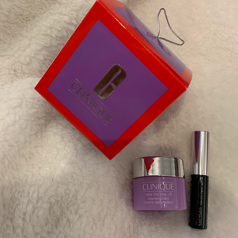 Clinique Cleansing Balm & Mascara Set - Picture 3 of 5